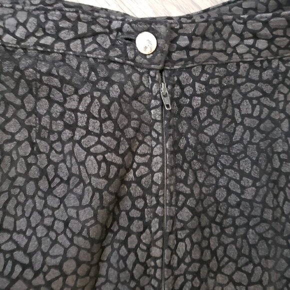 Vintage * Neto Black on Black Print Leather Skirt - Picture 10 of 11